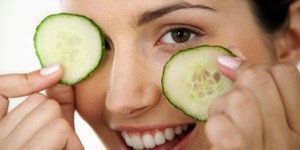 Фрукты и овощи часто используются для кожи лица в виде питательных масок.