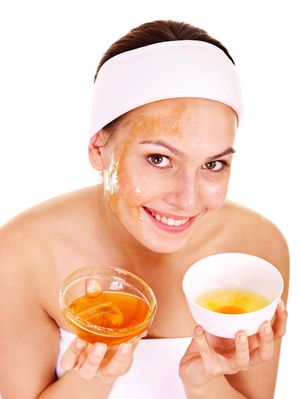 Воздействие меда на кожу лица